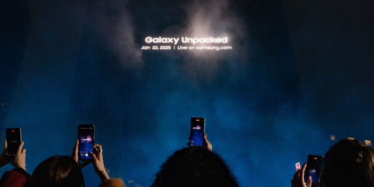 Samsung Hologram Galaxy Unpacked 2025