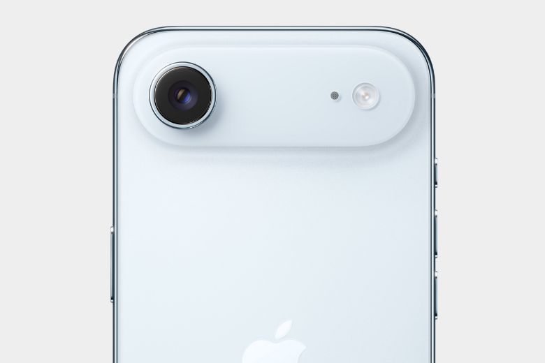 iPhone Air camera
