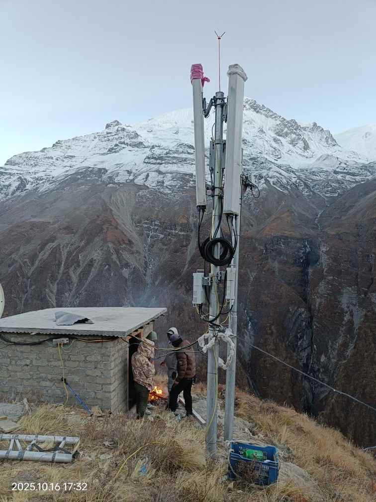 Ntc 4G tower in Tilicho Base Camp